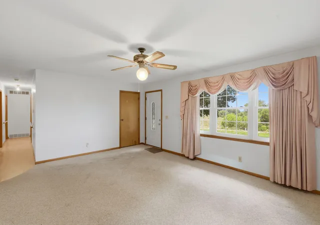 Homes for sale in Williamstown, KY | 525 Chipman Ridge Rd, Williamstown, KY 41097 | MLS# 644421