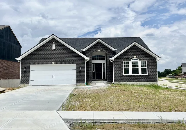Homes for sale in Burlington, KY | 6086 Fallen Tree Ln, Burlington, KY 41005 | MLS# 642080