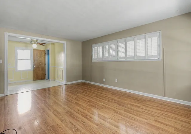 Homes for sale in Erlanger, KY | 3157 Riggs Ave, Erlanger, KY 41018 | MLS# 643564