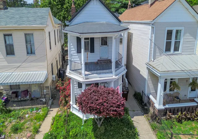 Homes for sale in Dayton, KY | 411 5Th Ave, Dayton, KY 41074 | MLS# 642197