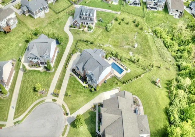 35th image of 818 Carrieview Dr, Crescent Springs, KY 41017 | MLS# 642141