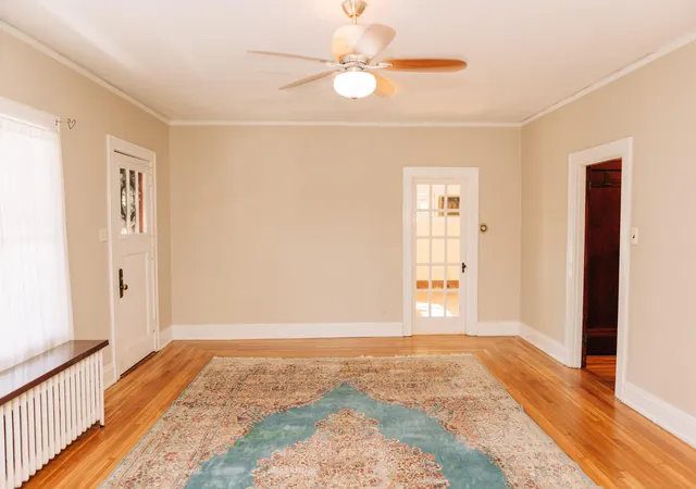 Homes for sale in Covington, KY | 2225 Oakland Ave, Covington, KY 41014 | MLS# 642254