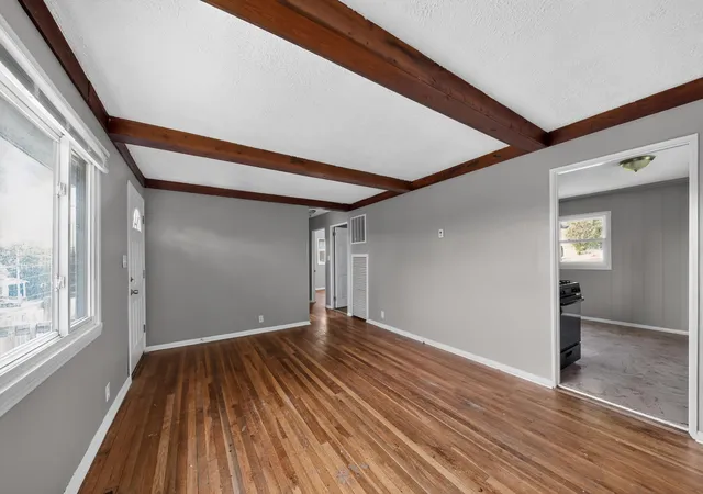 Photo 3 of Single family home for sale at 1611 Monroe St, Covington, KY 41014 | MLS# 642600 | Listing updated on 2026-10-08