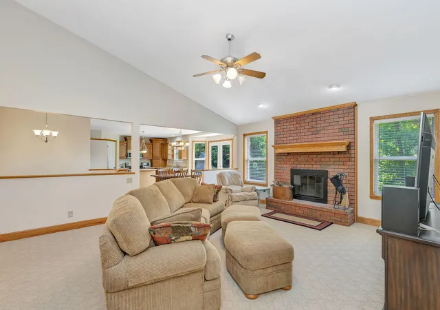 3rd image of 1195 Gatewood Ln, Independence, KY 41051 | MLS# 642524
