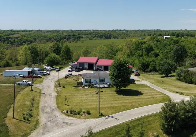 Homes for sale in Crittenden, KY | 15326 Carlisle Rd, Crittenden, KY 41030 | MLS# 642440