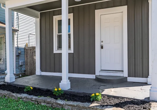 3rd image of 215 Kenner St, Ludlow, KY 41016 | MLS# 642441