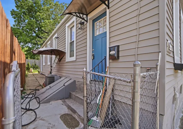 Homes for sale in Covington, KY | 329 Bush St, Covington, KY 41011 | MLS# 642568