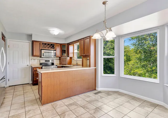 Homes for sale in Independence, KY | 2072 Crown Vetch Dr, Independence, KY 41051 | MLS# 642509