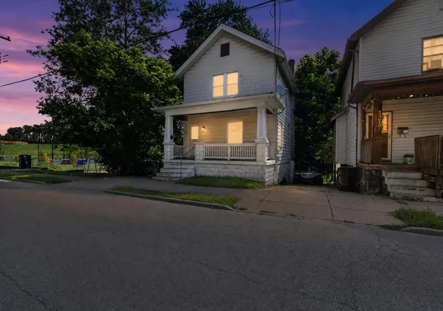 Homes for sale in Covington, KY | 1518 Eastern Ave, Covington, KY 41014 | MLS# 644568