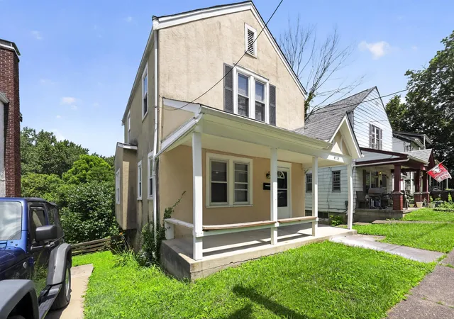 Homes for sale in Covington, KY | 4715 Victory Ave, Covington, KY 41015 | MLS# 644284