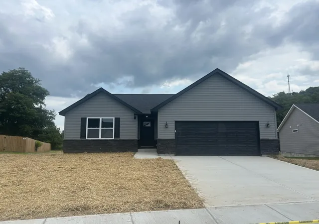 Photo 2 of Sale Pending at 108 Mourning Dove Dr, Warsaw, KY 41095 | MLS# 642612 | Listing updated on 2026-08-25