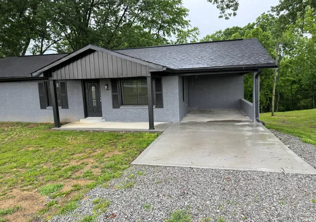 Homes for sale in Owenton, KY | 2105 Hwy 127 S, Owenton, KY 40359 | MLS# 642693