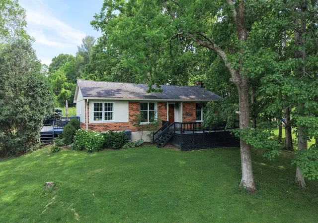 Homes for sale in Burlington, KY | 3561 Burlington Pike, Burlington, KY 41005 | MLS# 643246