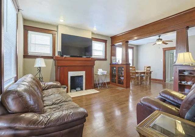 3rd image of 425 W 22Nd St, Covington, KY 41014 | MLS# 643431