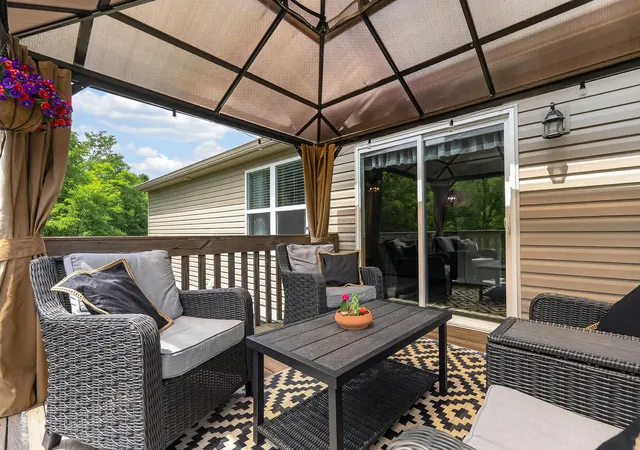 Homes for sale in Williamstown, KY | 127 Keeneland Dr, Williamstown, KY 41097 | MLS# 642909