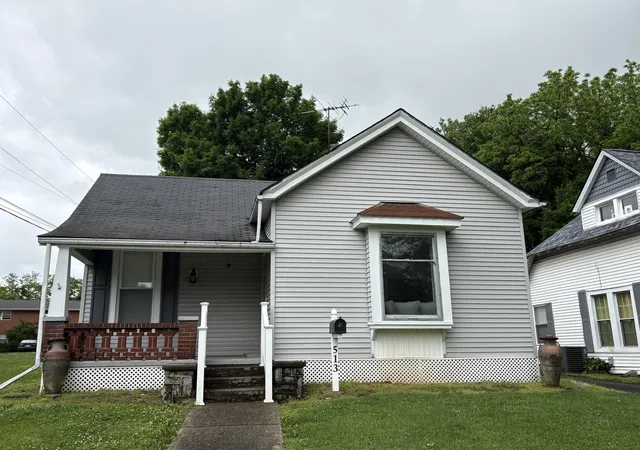 Homes for sale in Williamstown, KY | 513 N Main St, Williamstown, KY 41097 | MLS# 642910