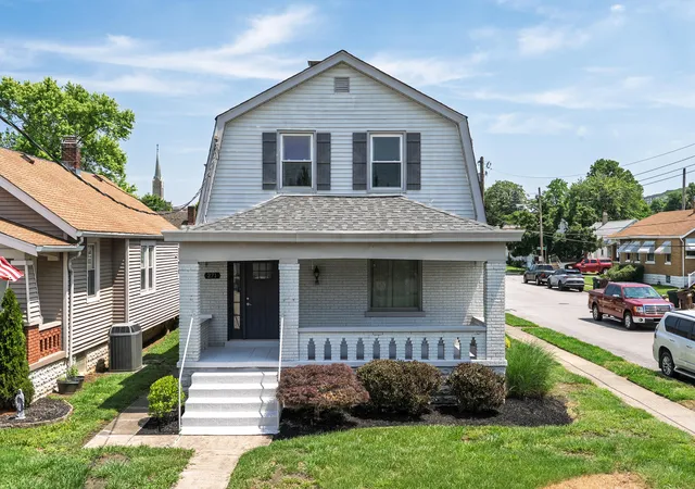 1st image of 271 Ludford St, Ludlow, KY 41016 | MLS# 643048