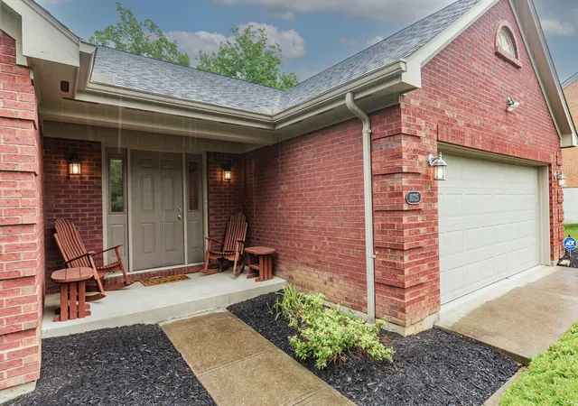Homes for sale in Independence, KY | 10725 Shadywood Dr, Independence, KY 41051 | MLS# 643072