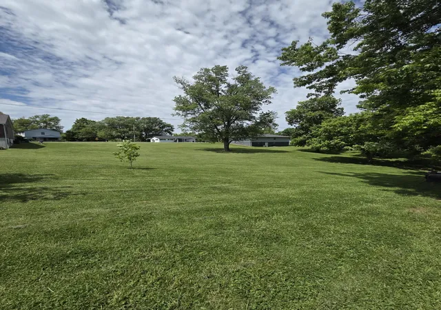 Homes for sale in Erlanger, KY | 3984 Thomas Dr, Erlanger, KY 41018 | MLS# 643105