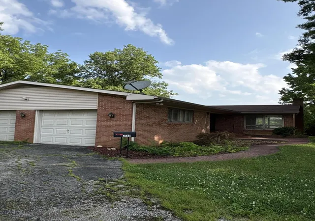 Homes for sale in Cynthiana, KY | 3489 Us 62 E, Cynthiana, KY 41031 | MLS# 644180