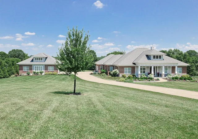 Homes for sale in Walton, KY | 1525 Grapevine Rdg, Walton, KY 41094 | MLS# 643125