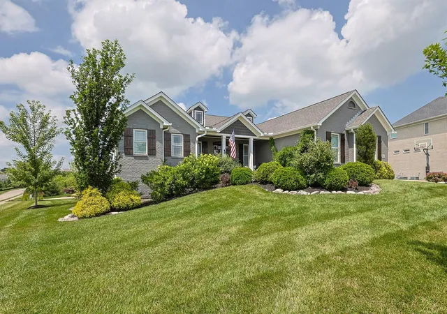 2nd image of 914 Man O War Blvd, Union, KY 41091 | MLS# 644197