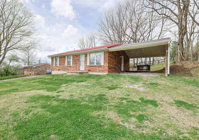 Homes for sale in Glencoe, KY | 3455 Kentucky 16, Glencoe, KY 41046 | MLS# 643177