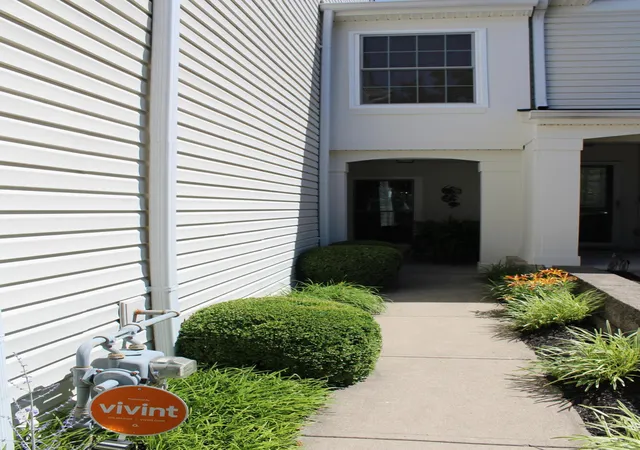 Homes for sale in Burlington, KY | 8090 Over Par Ct, Burlington, KY 41005 | MLS# 643331