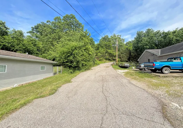9th image of 2012 2032 Worthington Dr, Covington, KY 41017 | MLS# 643181