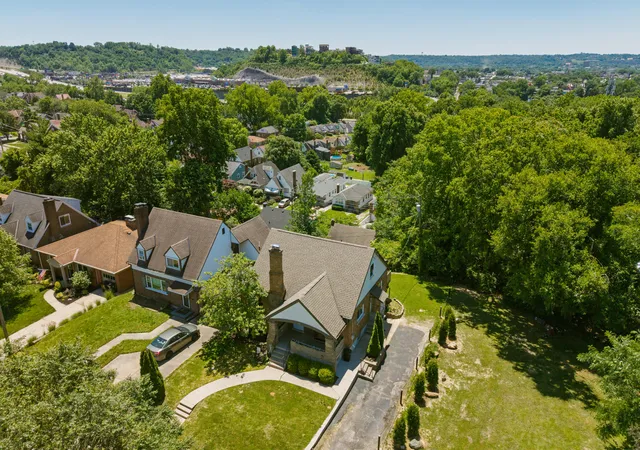 Homes for sale in Bellevue, KY | 904 Clayton Ct, Bellevue, KY 41073 | MLS# 643288