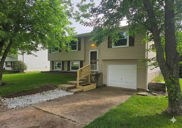 Homes for sale in Independence, KY | 2018 Woodcrest Dr, Independence, KY 41051 | MLS# 643315