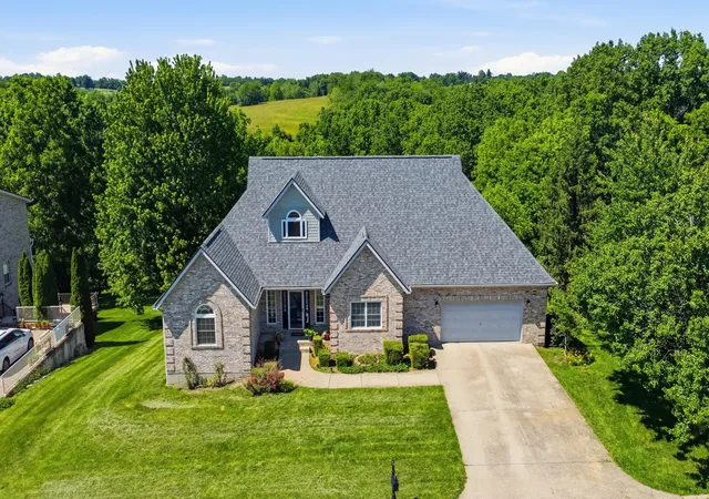 Homes for sale in Dry Ridge, KY | 111 Beverly Ln, Dry Ridge, KY 41035 | MLS# 643436