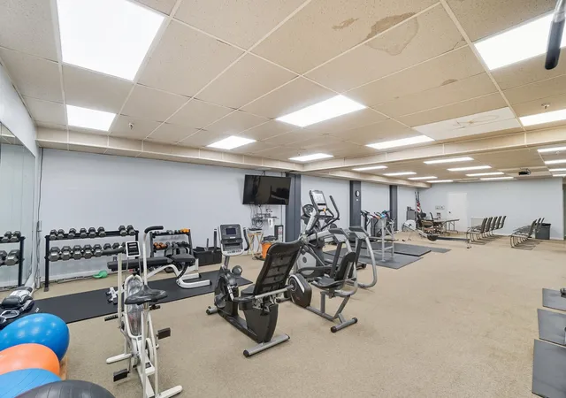 Homes for sale in Covington, KY | 323 E 2nd St #208, Covington, KY 41011 | MLS# 643404