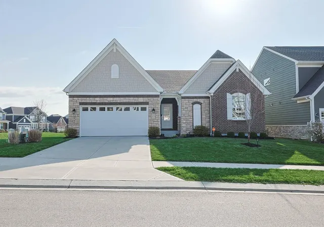 Photo 1 of Single family home for sale at 2729 White Pine Dr, Ft Mitchell, KY 41017 | MLS# 643360 | Listing updated on 2026-07-20