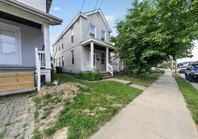 3rd image of 215 W 34Th St, Covington, KY 41015 | MLS# 643576