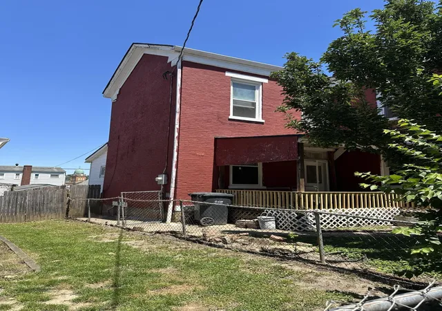 Homes for sale in Dayton, KY | 605 8Th Ave, Dayton, KY 41074 | MLS# 643412