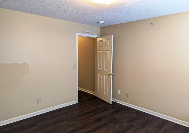 Homes for sale in Fort Mitchell, KY | 561 Napa Valley Ln #10, Fort Mitchell, KY 41017 | MLS# 643420