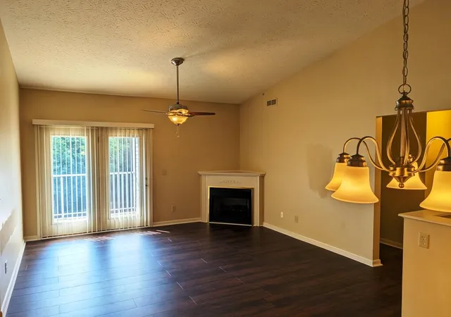 Homes for sale in Fort Mitchell, KY | 561 Napa Valley Ln #10, Fort Mitchell, KY 41017 | MLS# 643420