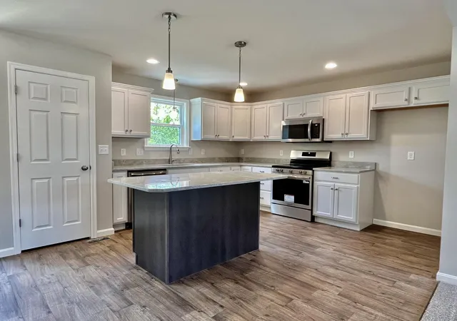 Photo 3 of Single family home for sale at 6131 Vintage Fleet Ln, Union, KY 41091 | MLS# 643640 | Listing updated on 2026-08-07