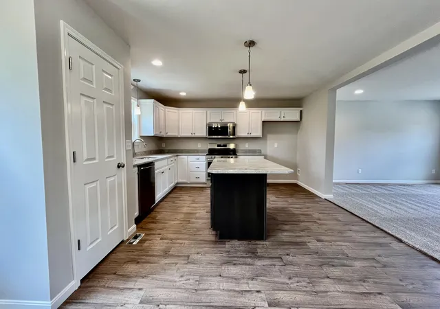 Photo 3 of Single family home for sale at 6131 Vintage Fleet Ln, Union, KY 41091 | MLS# 643640 | Listing updated on 2026-08-07