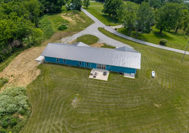 Homes for sale in Alexandria, KY | 10377 Woeste Rd, Alexandria, KY 41001 | MLS# 643501