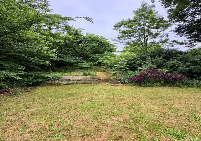 Photo 3 of Single family home for sale at 19 Pine Hl Dr, Highland Heights, KY 41076 | MLS# 643579 | Listing updated on 2026-09-14