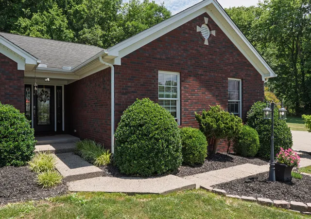 Homes for sale in Carrollton, KY | 1 S Ridge View Dr, Carrollton, KY 41008 | MLS# 643499