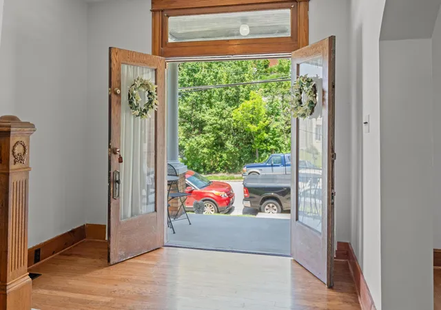 Photo 4 of Single family home for sale at 438 Van Voast Ave, Bellevue, KY 41073 | MLS# 643563 | Listing updated on 2026-09-16