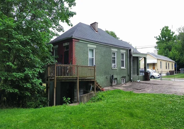 9th image of 319 Pleasant St, Covington, KY 41011 | MLS# 645505