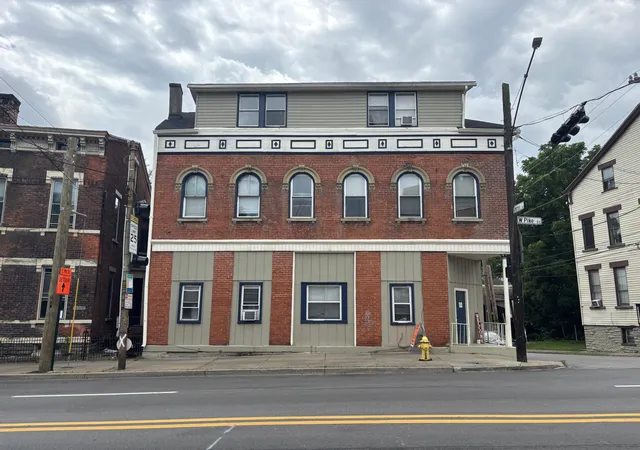 Homes for sale in Covington, KY | 661 W Pike St, Covington, KY 41011 | MLS# 644298