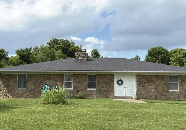 Photo 1 of Single family home for sale at 1814 Perry Ln, Burlington, KY 41005 | MLS# 643580 | Listing updated on 2026-06-12