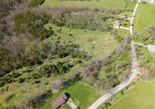 Homes for sale in Demossville, KY | 2728 Acre Hwy 467, Demossville, KY 41033 | MLS# 643636
