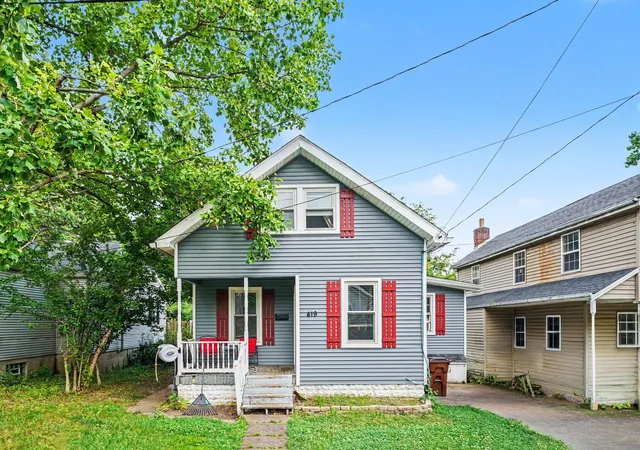Single family home for sale at 419 Buckner St, Elsmere, KY 41018 | MLS# 643627