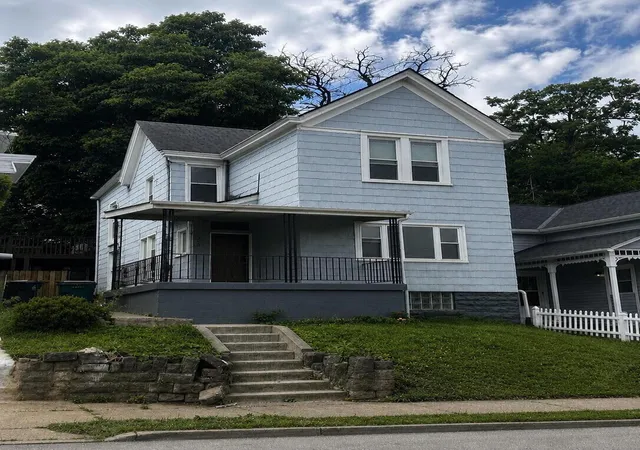 Homes for sale in Dayton, KY | 942 Maple Ave, Dayton, KY 41074 | MLS# 644165